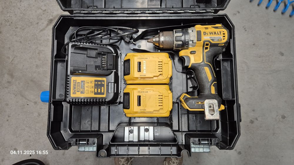 Sprzedam wkrętarka  DeWalt DCD791P2 uzywana