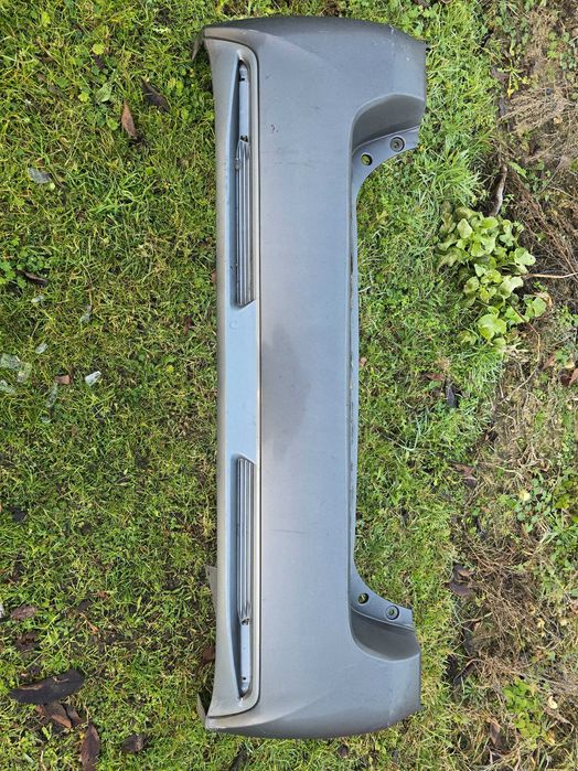 zderzak tył Toyota Verso lift