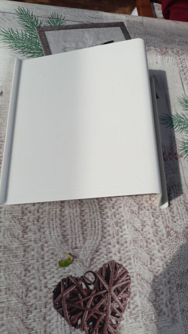 Podstawka pod tablet isberget ikea