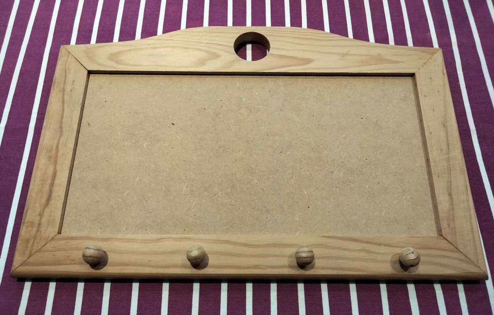 Chaveiro em pinho maciço (artesanato manual)