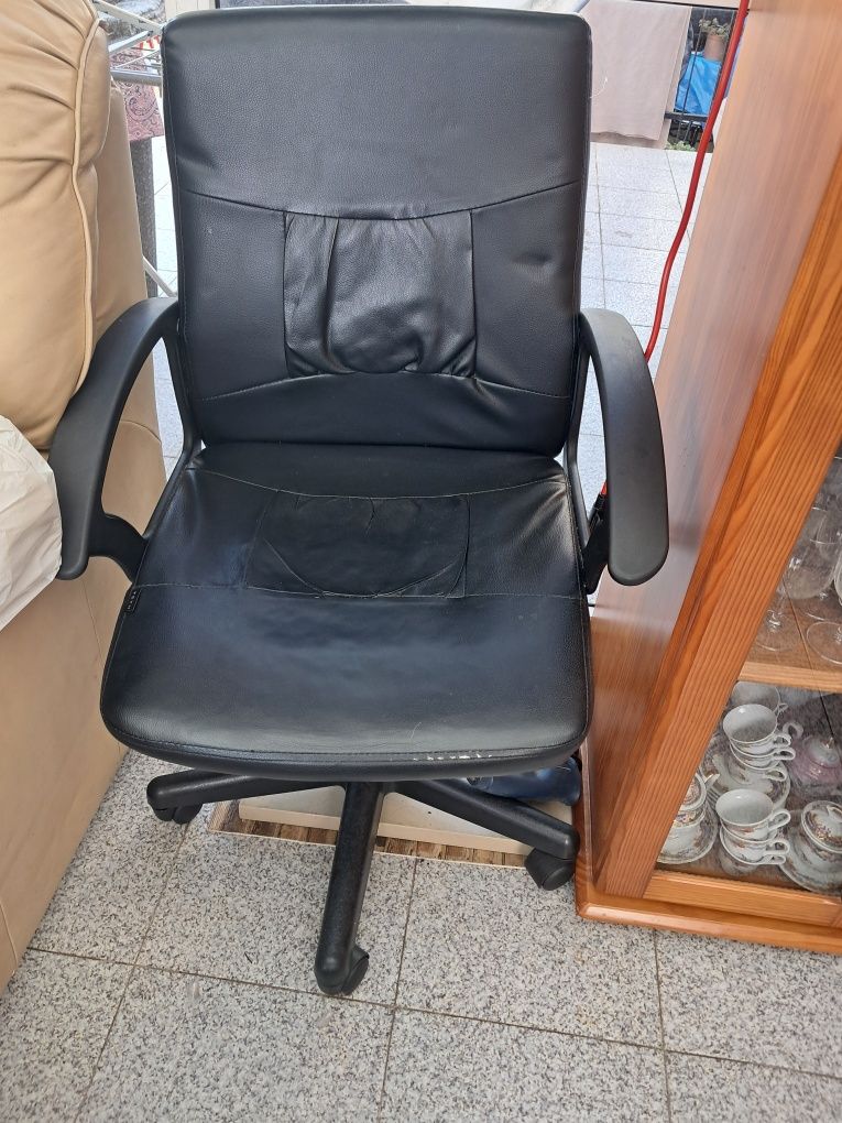 Cadeira para secretária