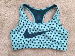 Top Nike M stan idealny
