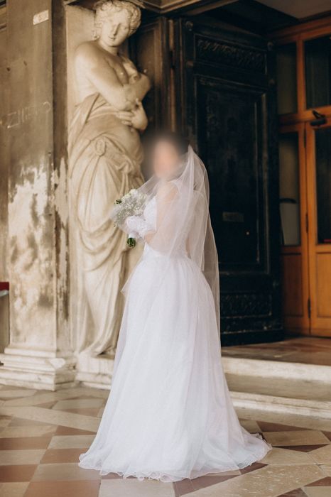 Sukienka ślubna  klasyczna