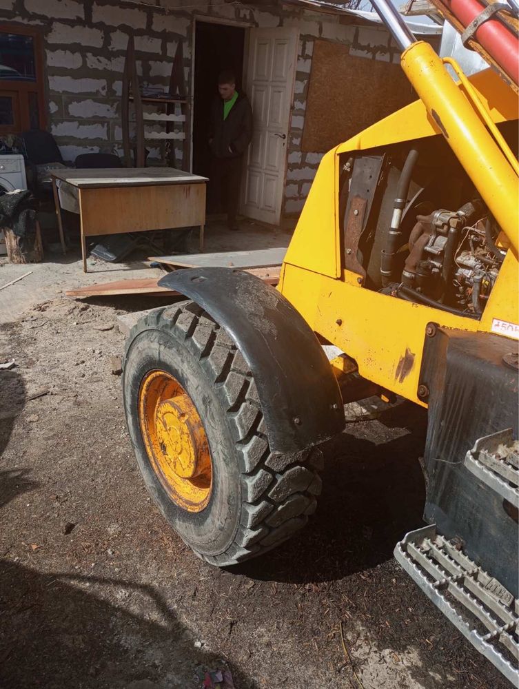 Продам JCB 3cx в хорошому стані