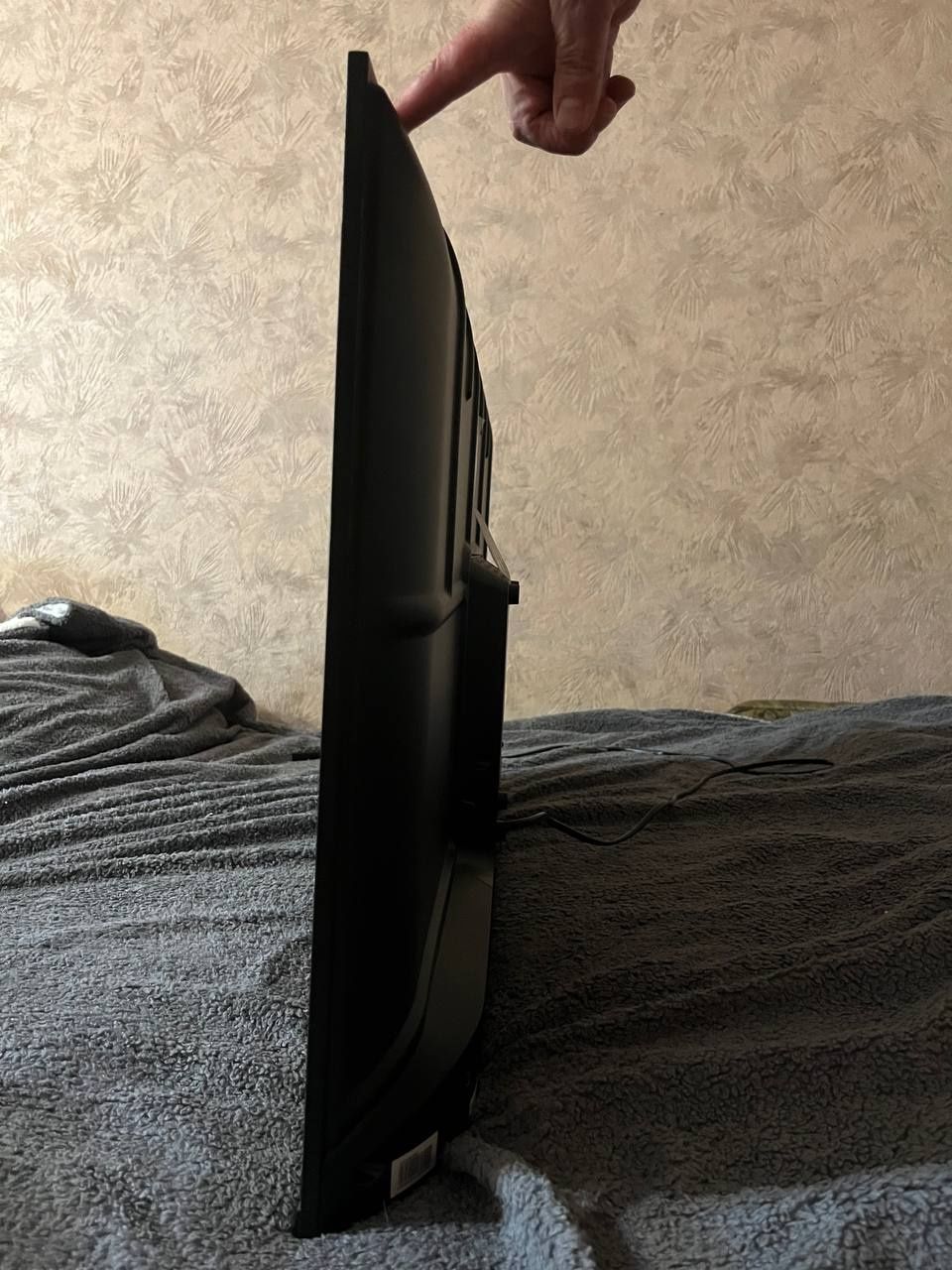 Hisense 40" A4 Series FHD 2K Android TV. 
Тип:
Це 40-дюймовий смарт-те