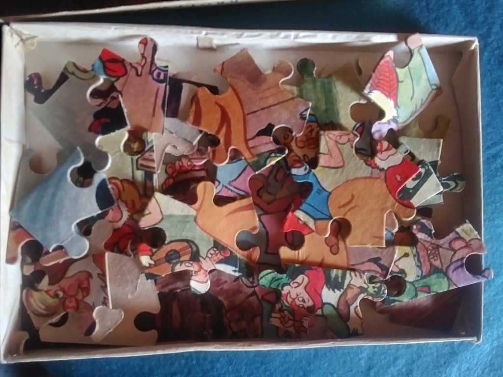 Puzzle, Ukladanka Krolewna Sniezka zabawki z PRL