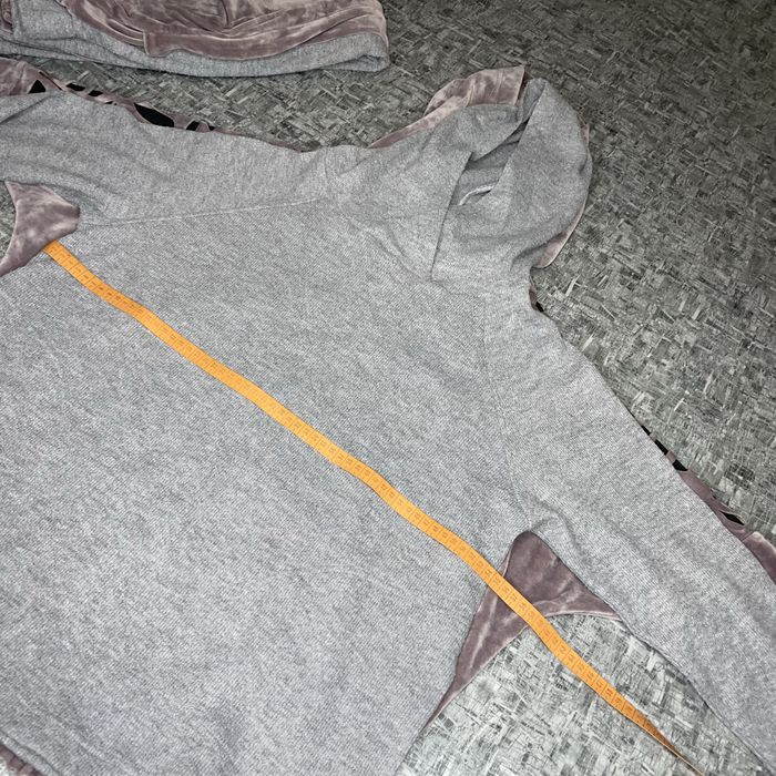 Два теплі жіночі костюми, S