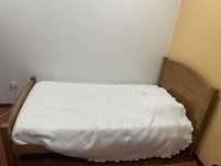 Cama de madeira