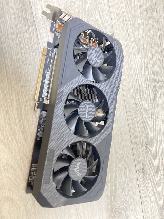 Відеокарта Asus TUF Radeon RX 5700 XT 8GB — стабільна робота