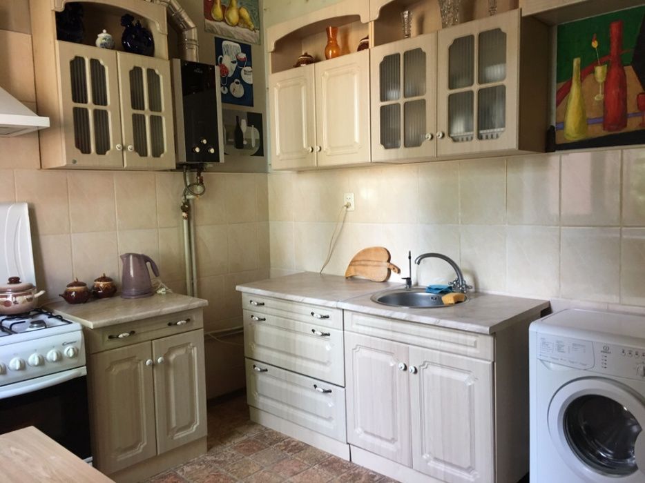 Подобово.Погодинно.ЦЕНТР.Апартаменти в сталінці