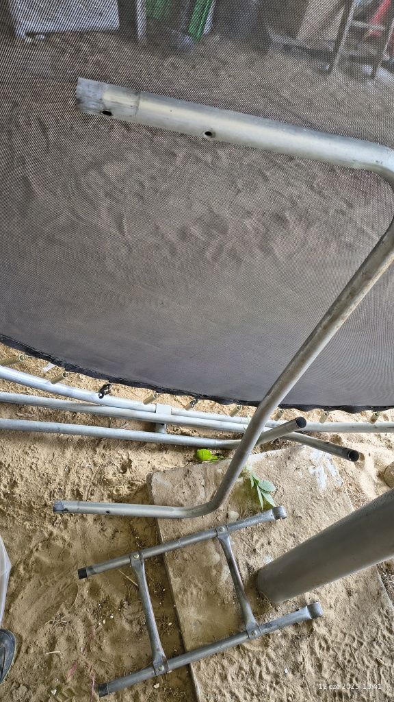 Trampolina szerokość 256