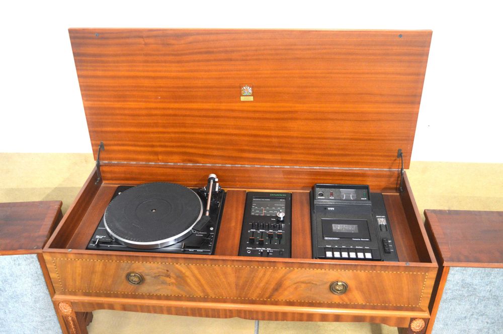 Konsola DYNATRON Gramofon, Kasety, Radio + Głośniki w Drewnianie