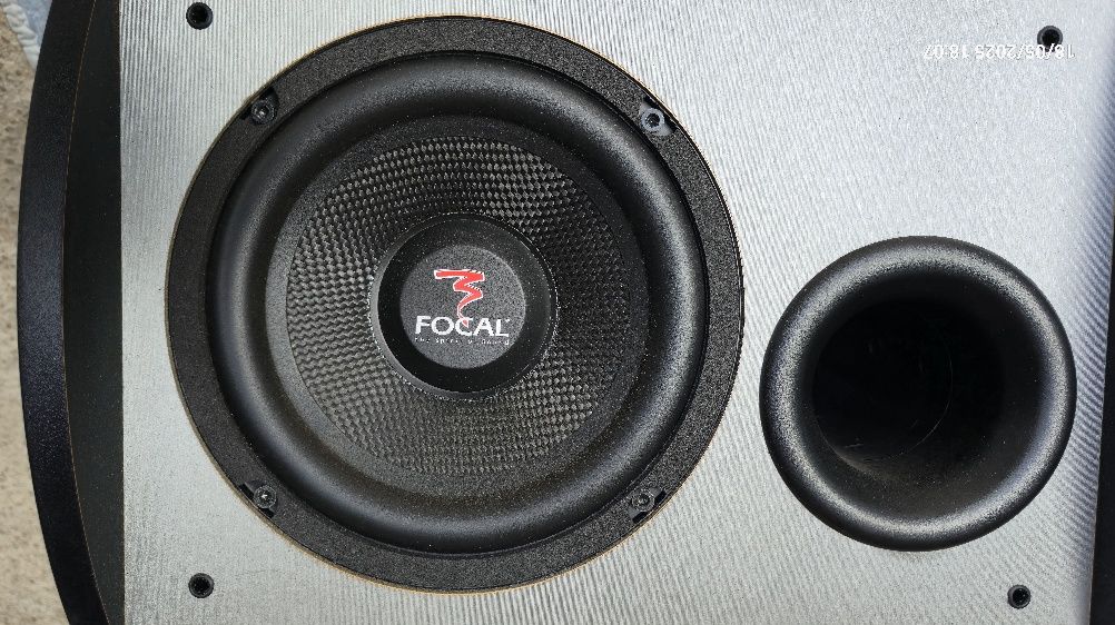 Subwoofer Focal amplificado