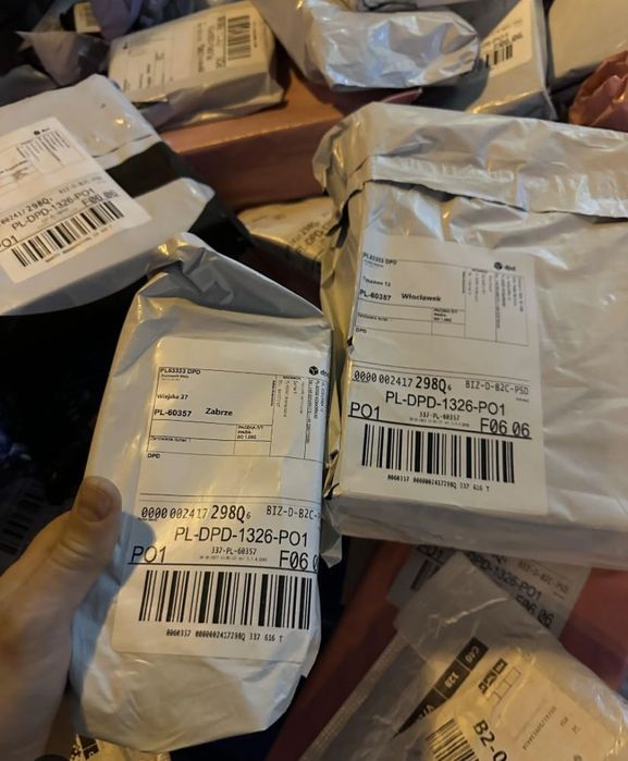 Mystery box 2x paczki niespodzianki Amazon DHL – Zwroty, hity, gadżety