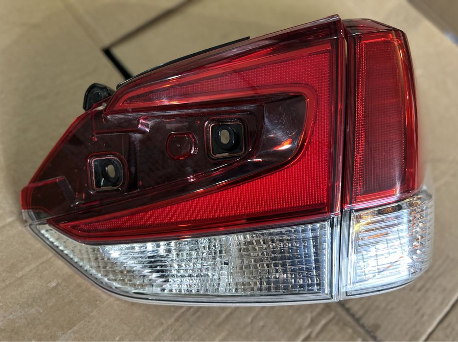 Ліхтар задній правий лівий Subaru Forester SK S14 2018-2023 84912SJ060