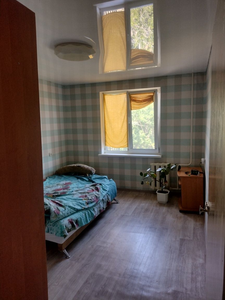 Продам 3х ком.кв 6 етаж- 9 поверхівки на Автотехнікумі