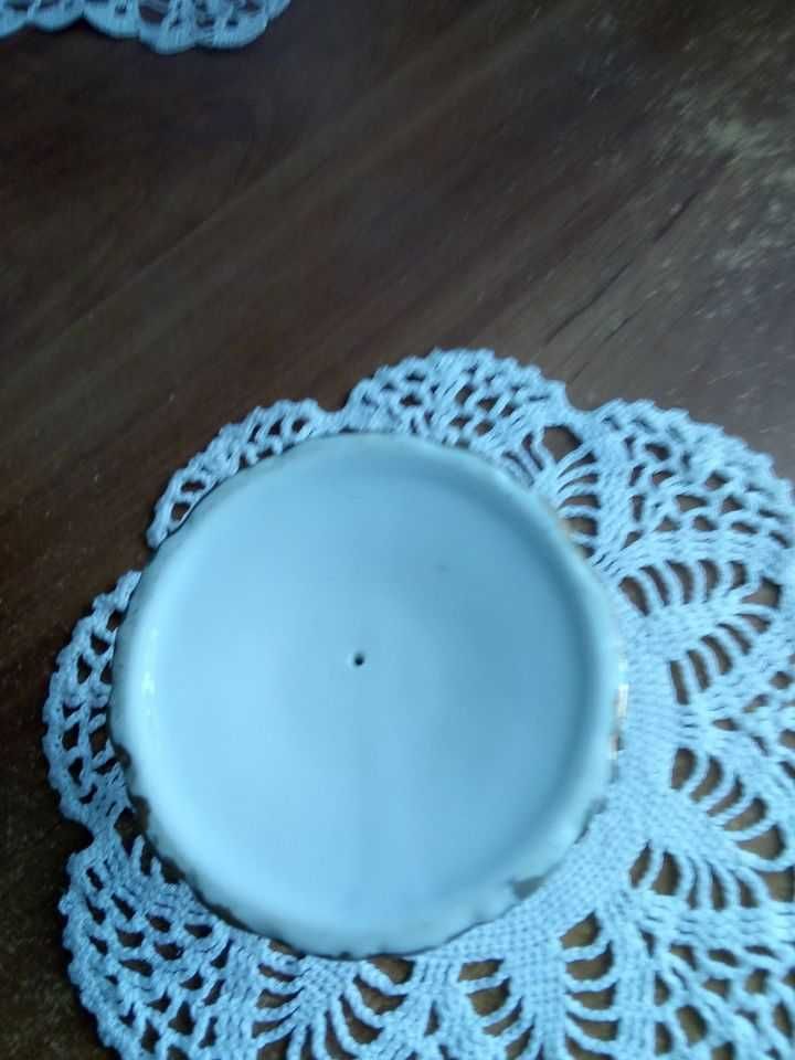 Świecznik biały porcelana motywy kwiatowe złocenia