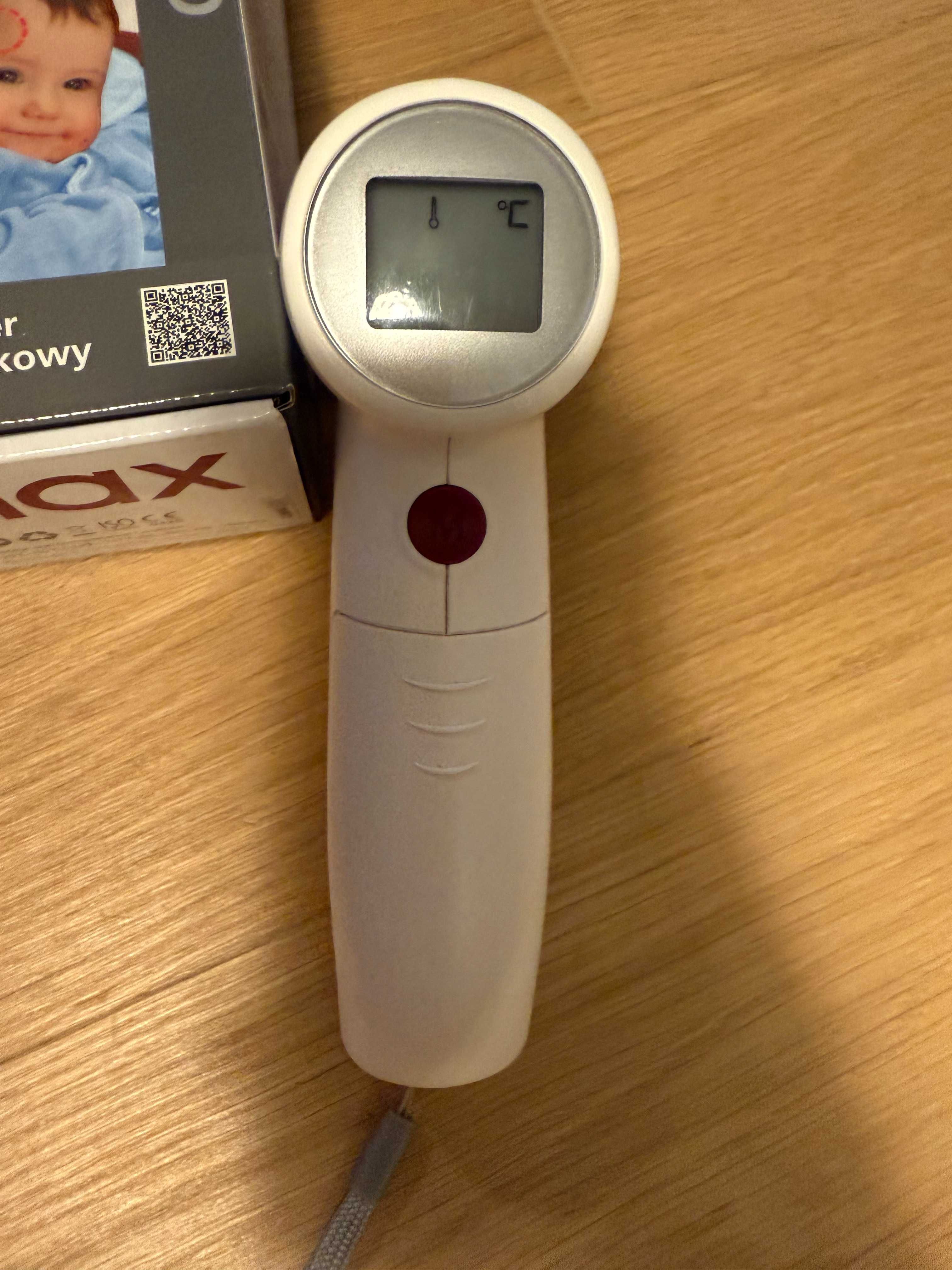 Termometr bezdotykowy Rossmax HC700