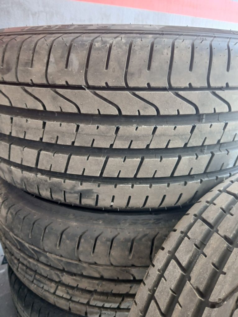 Jantes 19 BMW com pneus Pirelli P Zero-255/30R19