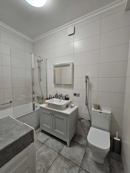 Продам котедж с ремонтом в Совиньоне