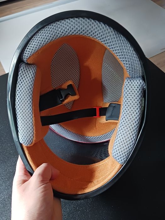 Kask dzieciecy rozm. S na skuter/quad.