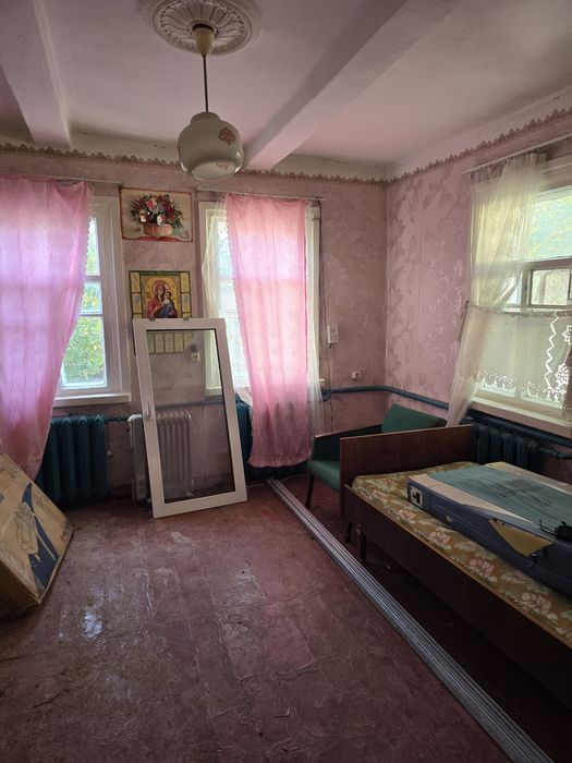Продам 1/2 дома пос Кирова Академика Павлова