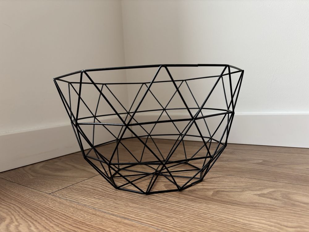 H&M Home metalowy kosz ażurowy na owoce warzywa