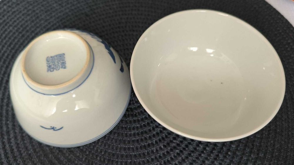 2 chińskie miseczki z łyżeczkami