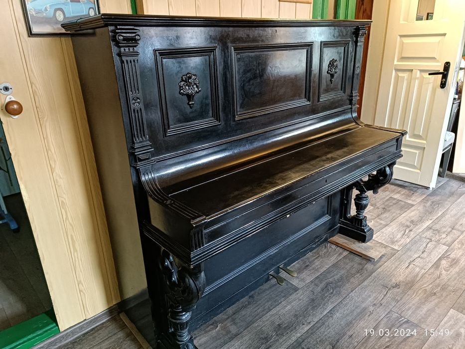 Продам фортепиано