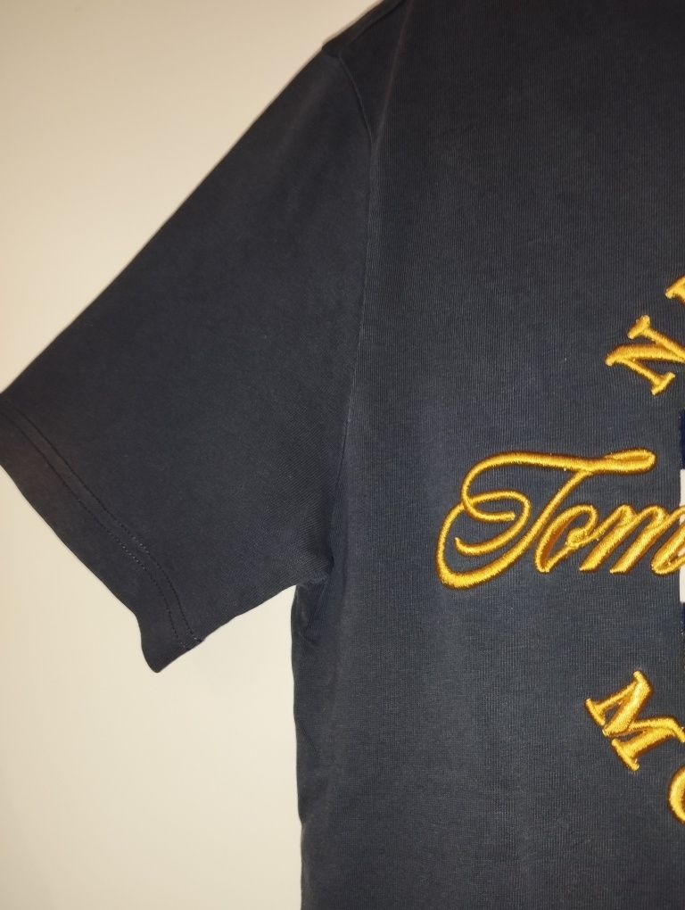 Tommy Hilfiger | T-shirt com Logo Bordado