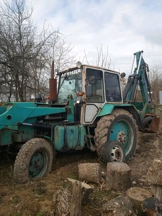 Продам трактор в доброму стані