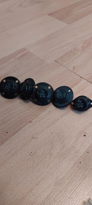 Транзистор КТ808А,Кт805Б.