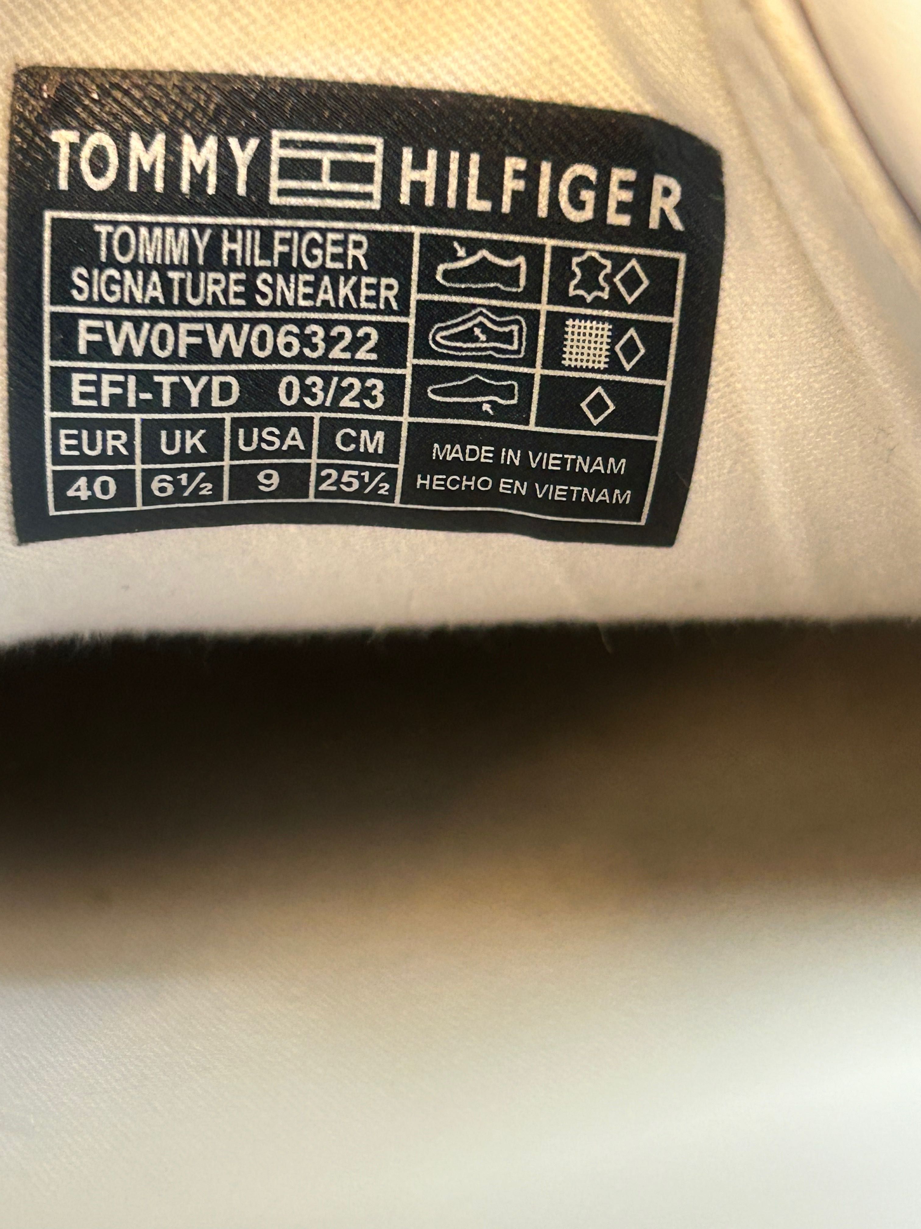 Sneakersy Tommy Hilfiger Signature Sneaker FW0FW06322 White YBR 40