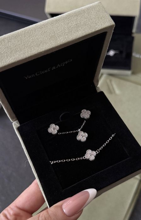 Сережки Van cleef sweet