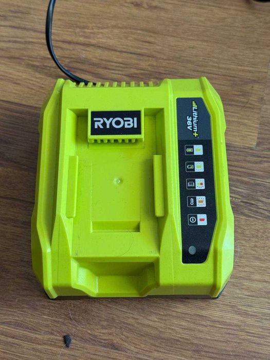 Паверстейшен акумуляторний інвертор RYOBI RY36BI1800A, АКБ на 5/12 Аг