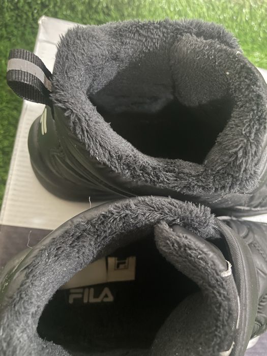Продам ботинки Fila