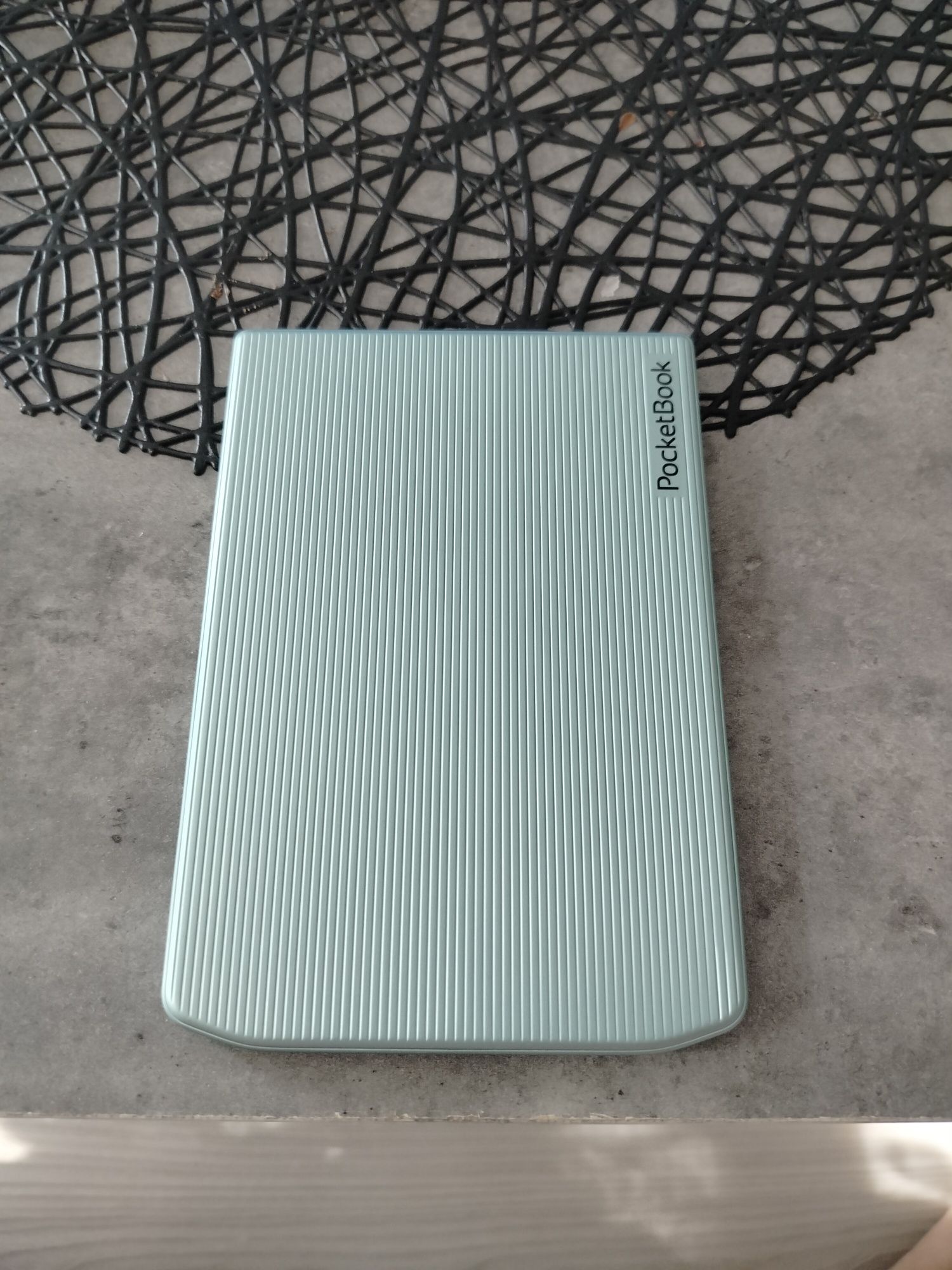 Sprzedam PocketBook (uszkodzony)