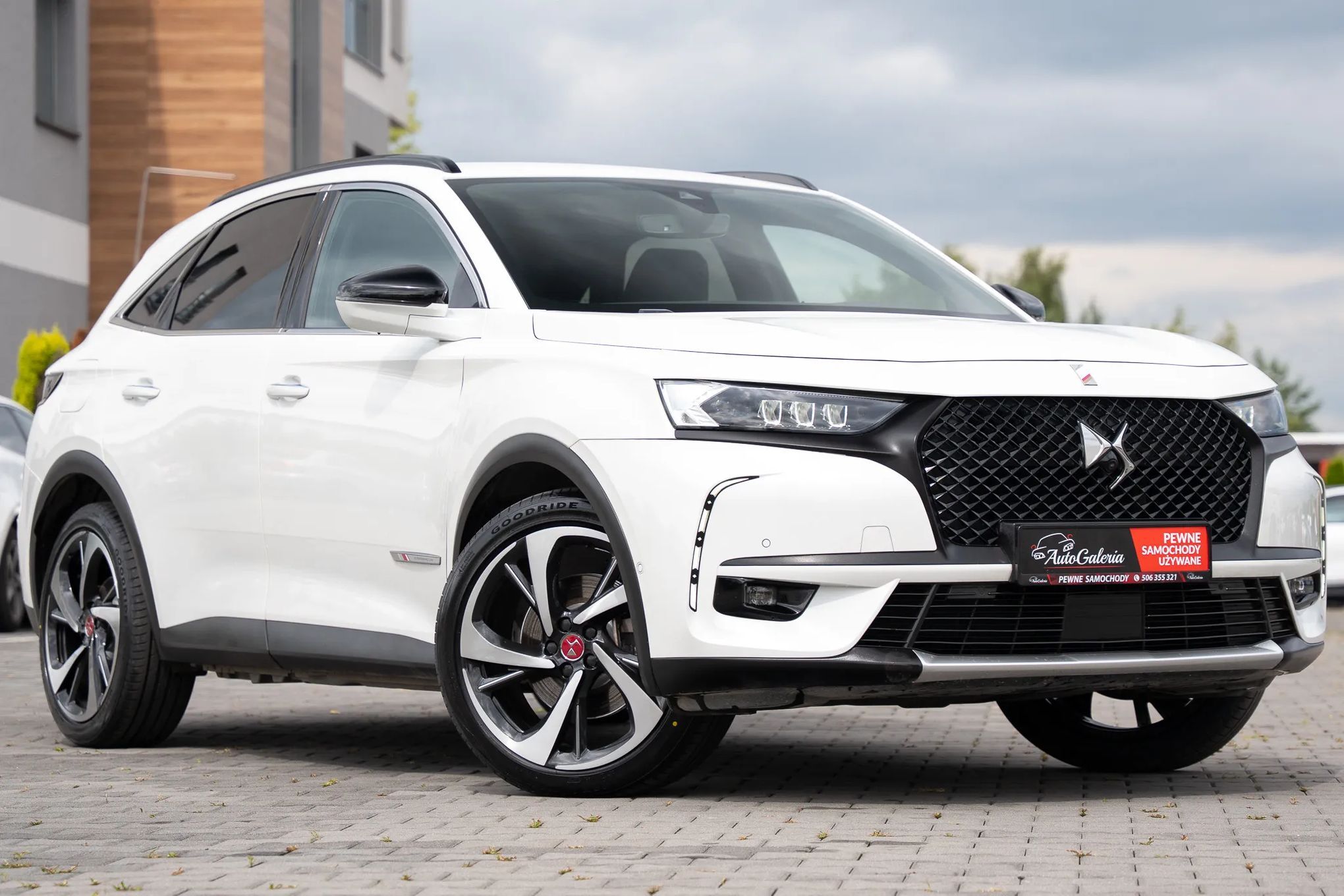 DS Automobiles DS 7 Crossback Ekskluzywny Performance 1.6i 225PS AWD LED Vision Kamera Bliss Skóra
