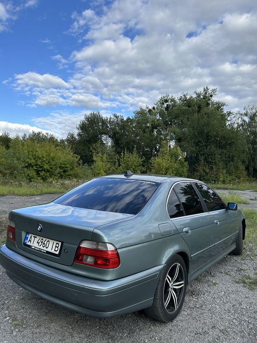 Продам BMW e39 FL