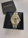 Nowy zloty zegarek Guess z pudelkiem