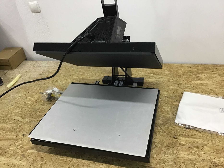 prasa termotransferowa maszyna do druku tekstylnego 40×50 cm 2000w