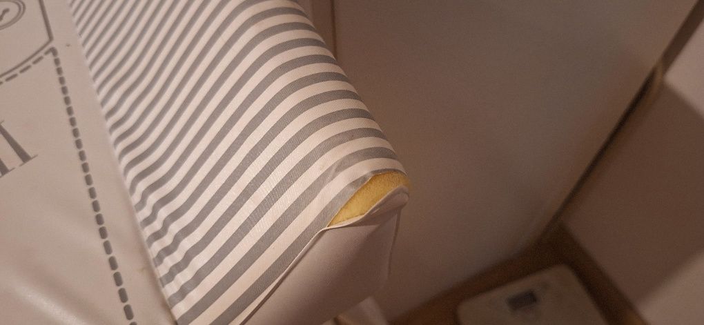 Berço bebé c/gavetas e trocador