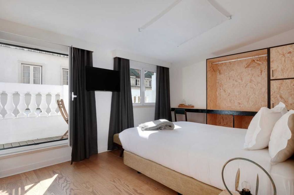 Quartos de CASAL no CENTRO Lisboa. Entrada imediata.