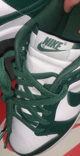 Nike Dunk Low Michigan State 41