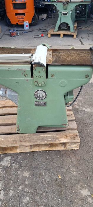 Strugarka-wyrówniarka do drewna