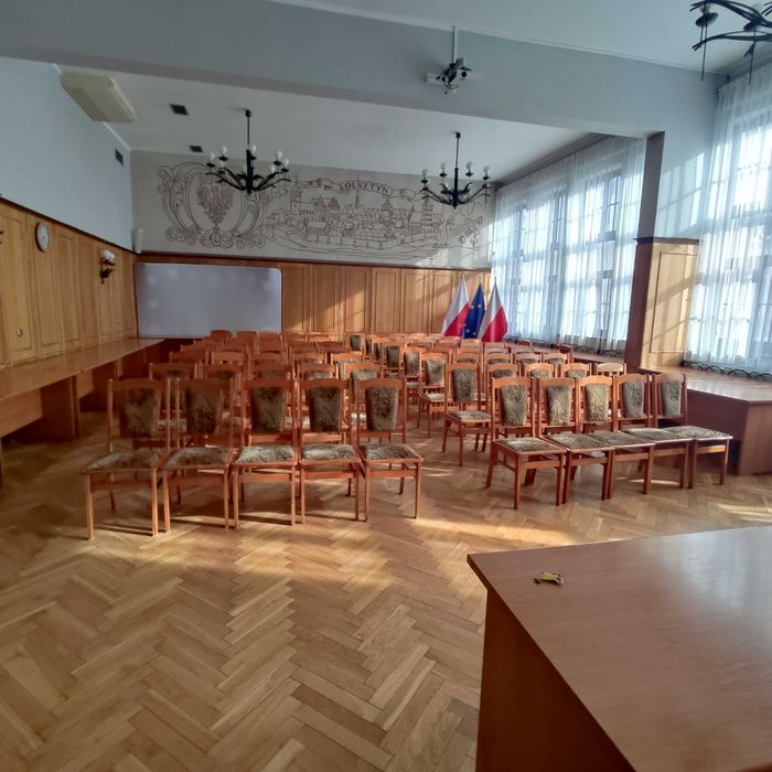 Wynajmę salę szkoleniowo-dydaktyczną na Starym Mieście 102 m2