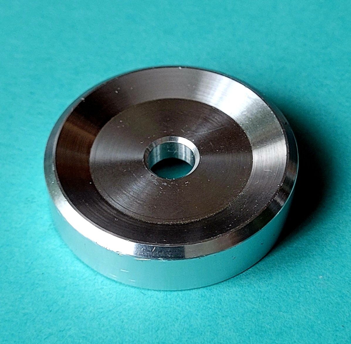Kolekcjonerskie aluminiowe adaptery do singli lata 60-80-te XX wieku!