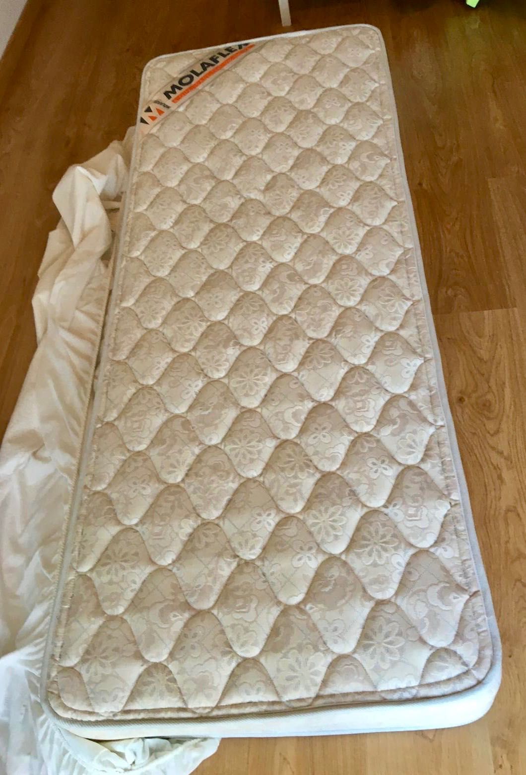 TAVIRA | Cama de criança | colchão e base