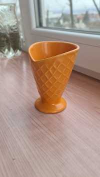 Керамический стакан для мороженого креманка