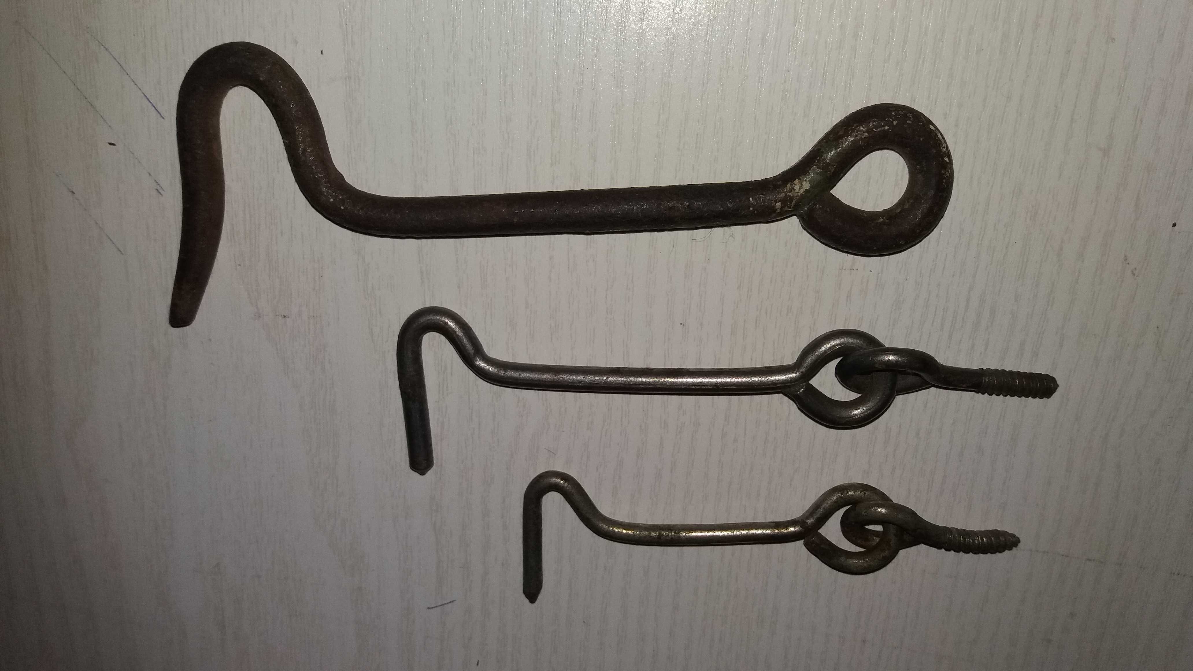 Продам короб из нержавейки, крючки, ручки на погреб.